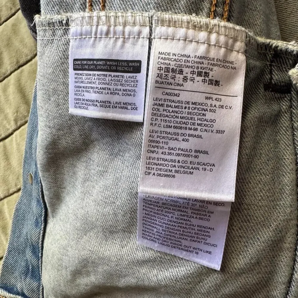 levis premium two tone acid washed denim trucker jacket colorblock black blue xl